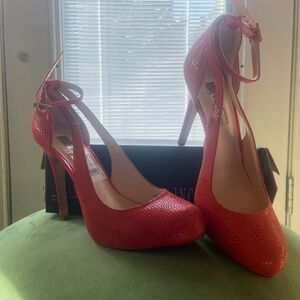 INC LUCEY ORANGE PUMP 9M